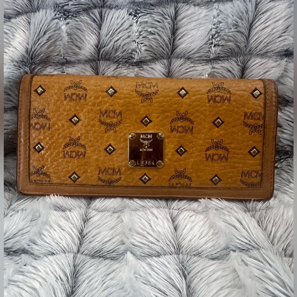 Mcm Visetos Rare Studded Long Wallet Guc